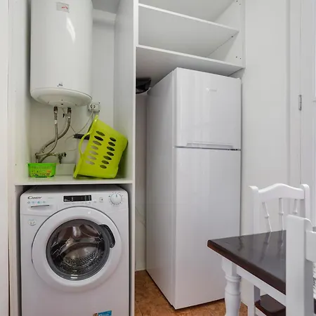 Izana Apartman *